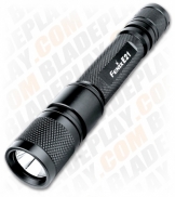 Fenix Elemlámpa E21 (150 lumen)